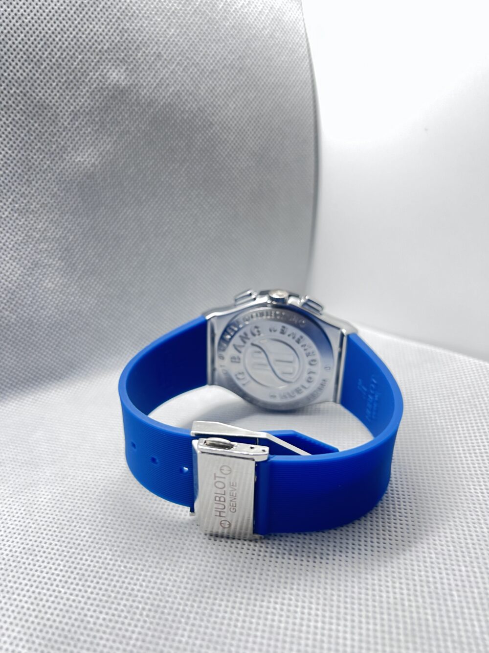 Hublot Skeleton Blue Dial with Slicon strape - Image 4