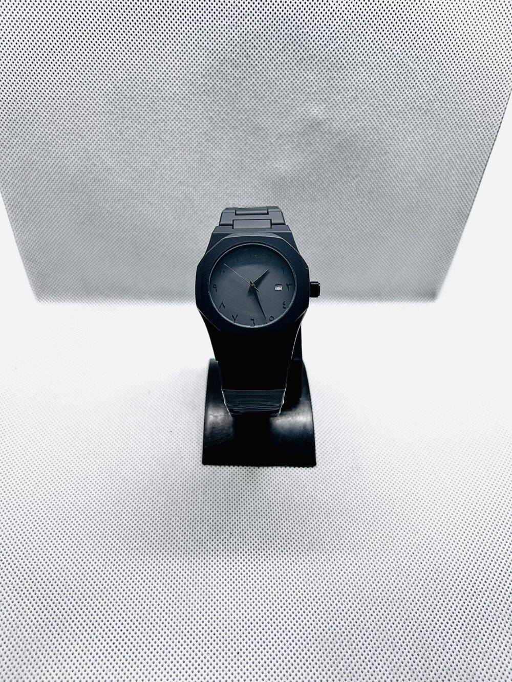 Black Arabic Aura in Metal Edition